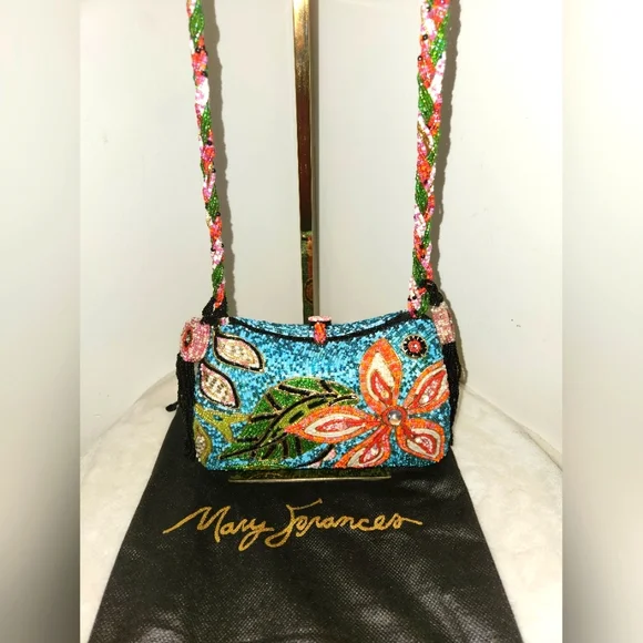MARY FRANCES Beaded Embellished Clamshell Purse Crossbody Bag EUC - Picture 2 of 16